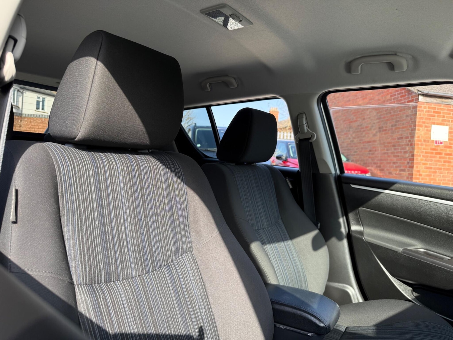 Used Suzuki Swift 2014 for sale - 77723522: Photo 30