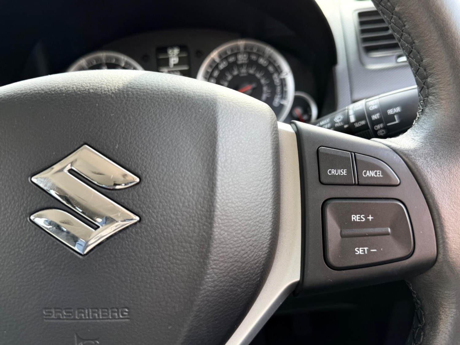 Used Suzuki Swift 2014 for sale - 77723522: Photo 48