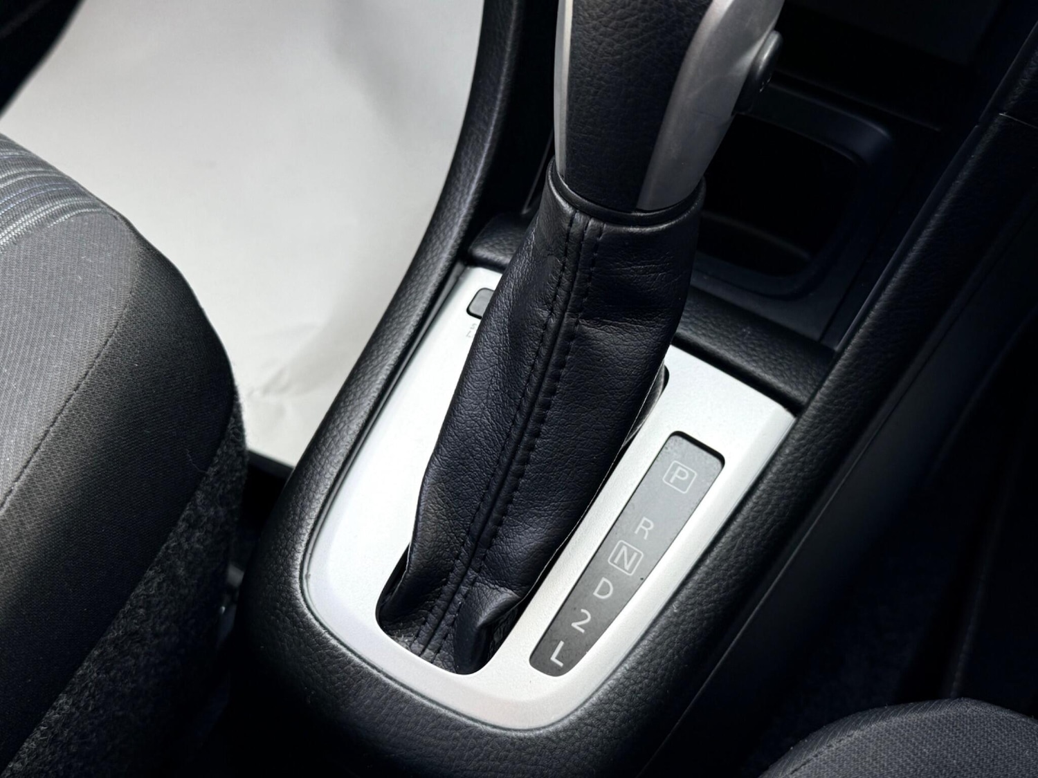 Used Suzuki Swift 2014 for sale - 77723522: Photo 54