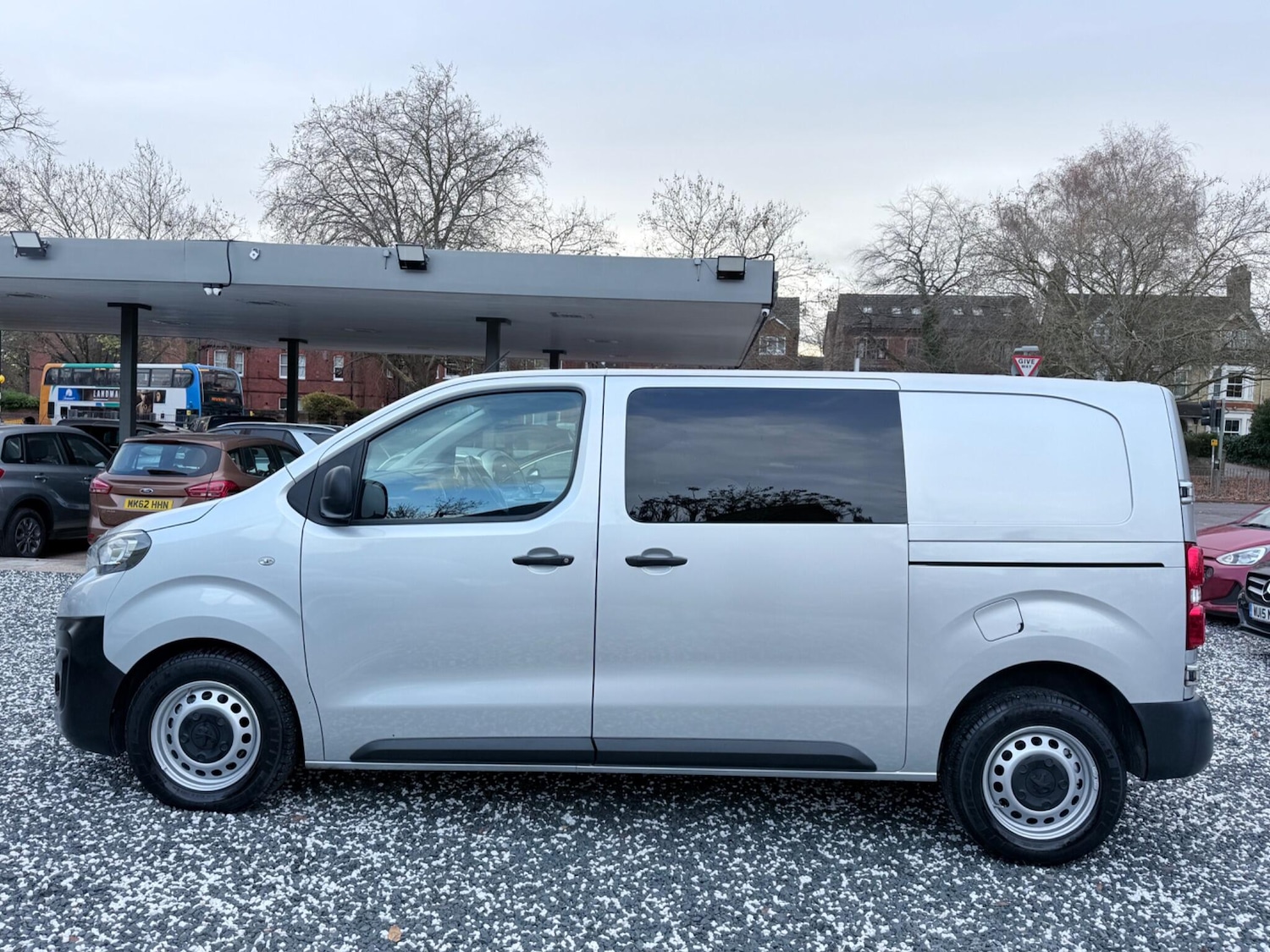 Used Peugeot Expert 2017 for sale - 76620260: Photo 10