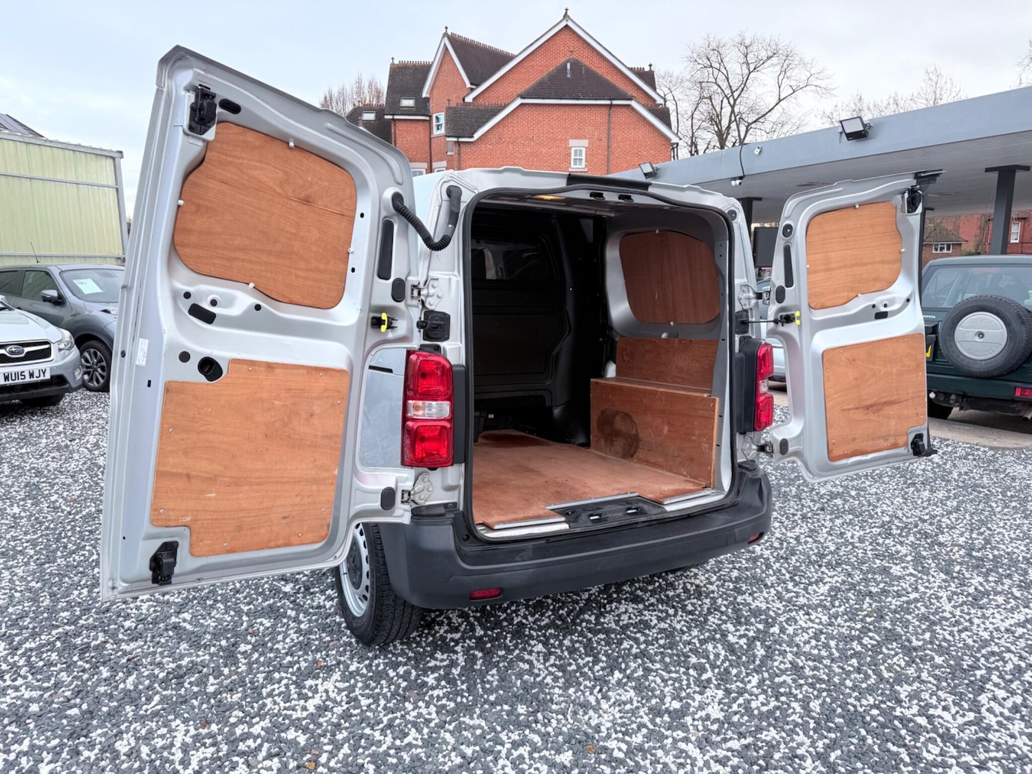 Used Peugeot Expert 2017 for sale - 76620260: Photo 35