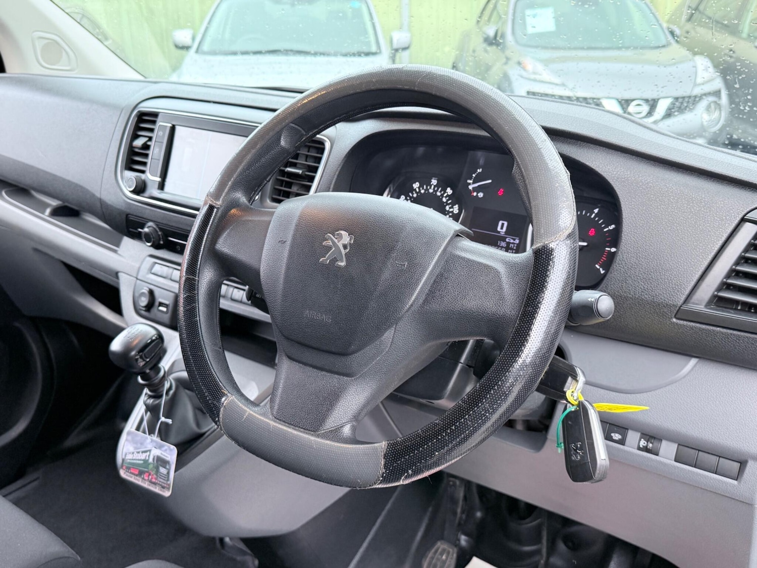 Used Peugeot Expert 2017 for sale - 76620260: Photo 52