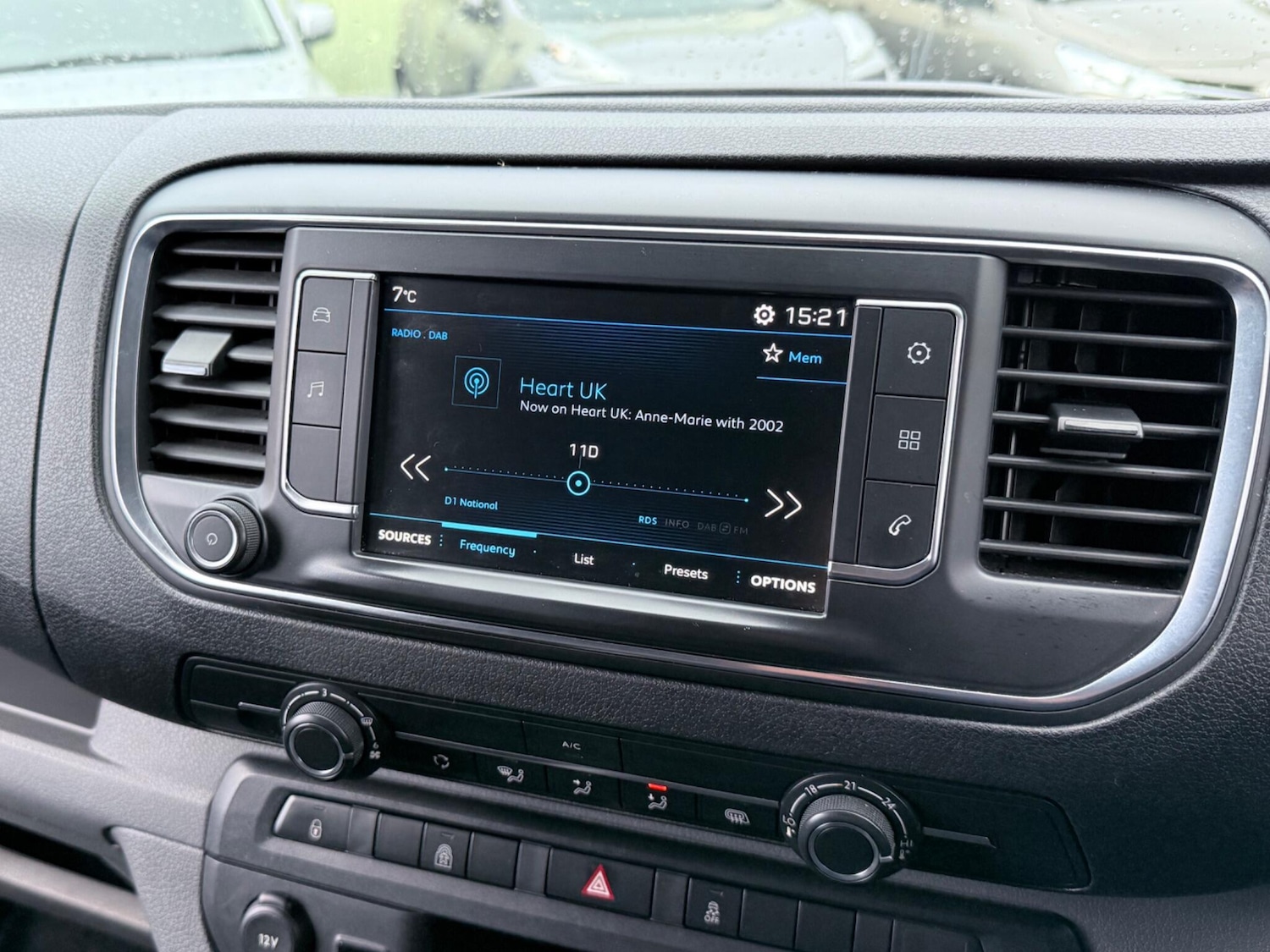 Used Peugeot Expert 2017 for sale - 76620260: Photo 54