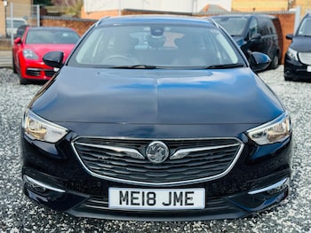 Used Vauxhall Insignia 2018 for sale - 77441100: Photo