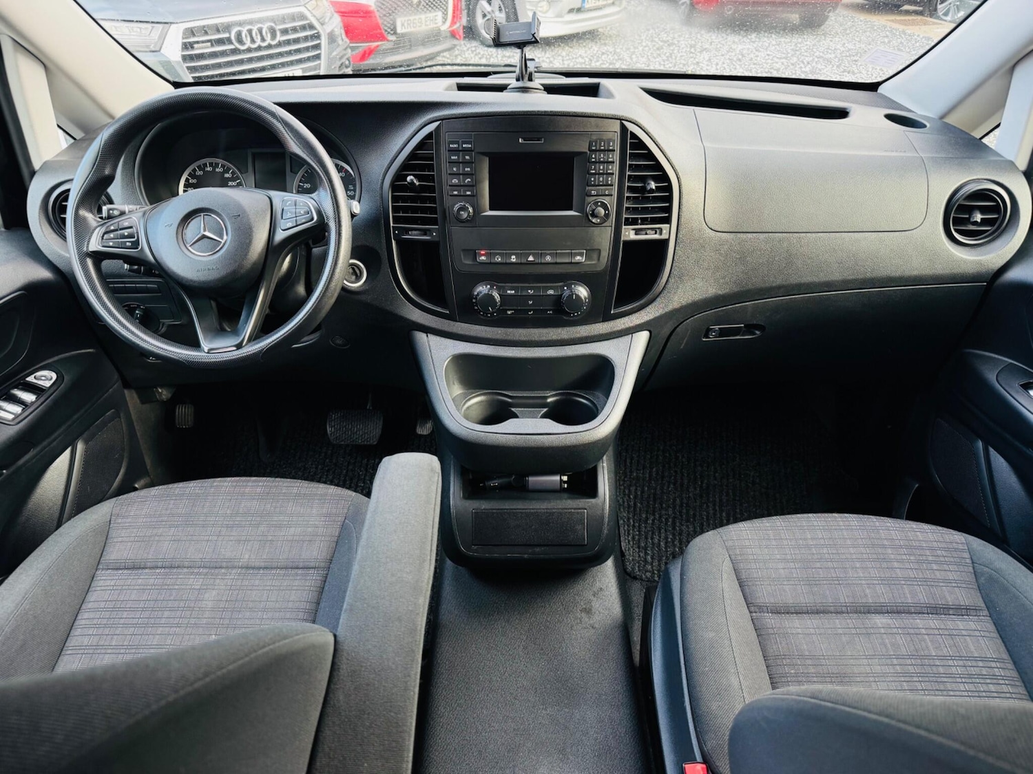 Used Mercedes-Benz Vito 2018 for sale - 78058154: Photo 5