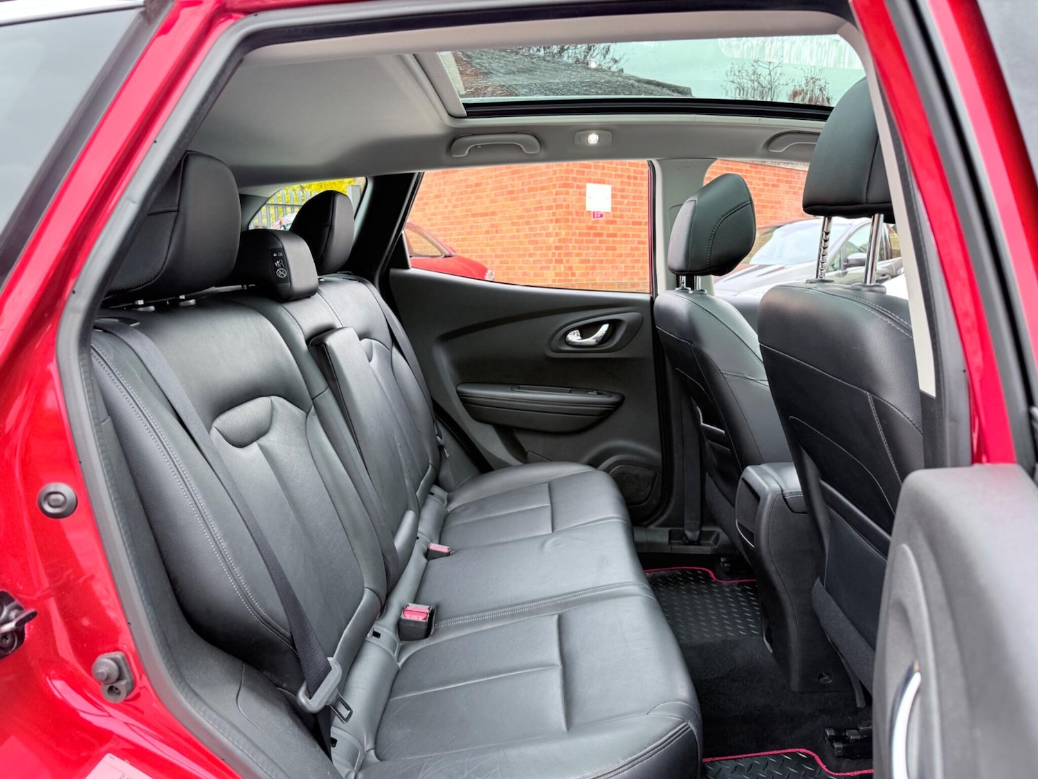 Used Renault Kadjar 2017 for sale - 76458028: Photo 51