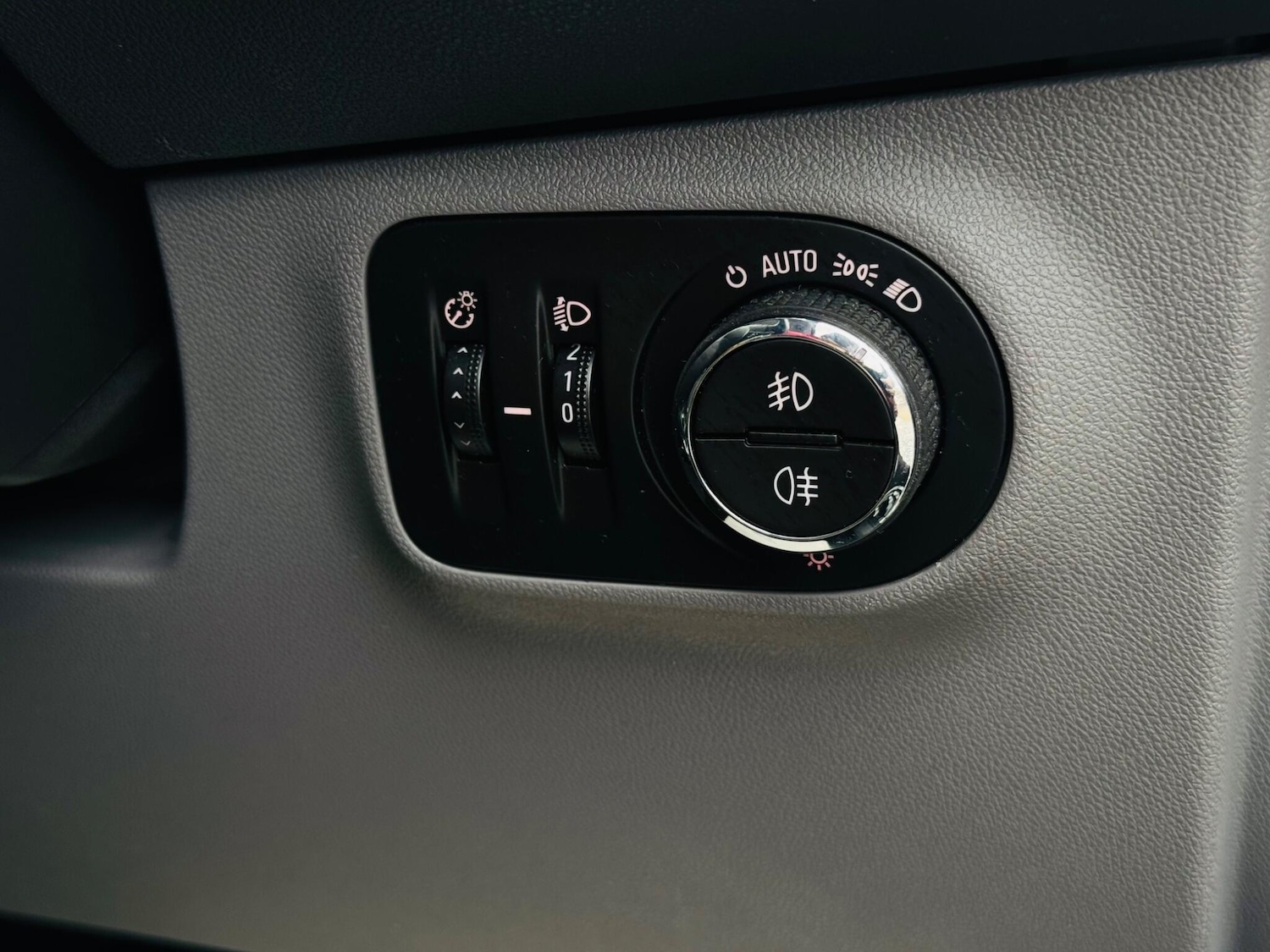 Used Vauxhall Corsa for sale - 77705149: Photo 39