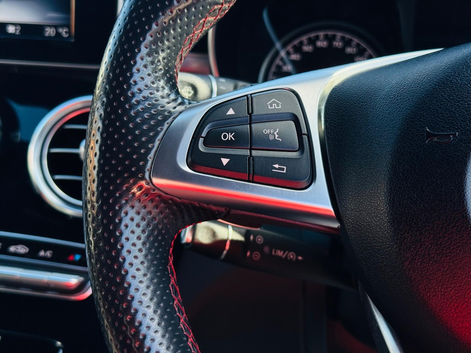 Used Mercedes-Benz C Class 2017 for sale - 78057724: Photo 91