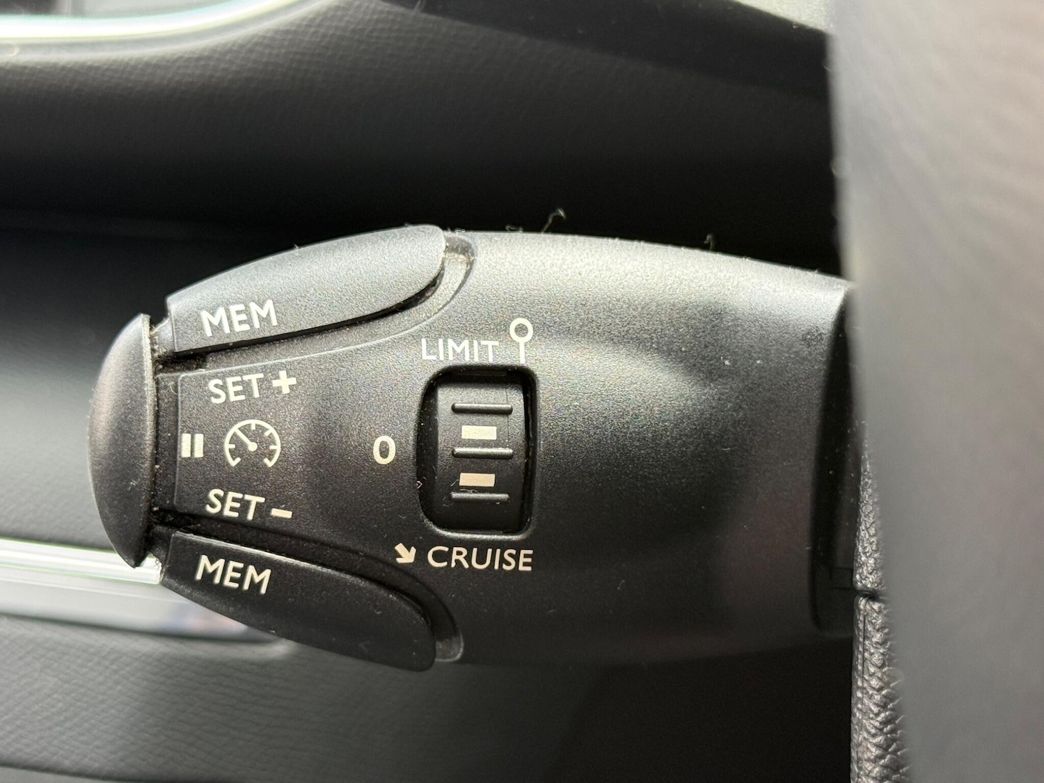 Used Peugeot 308 SW for sale - 76485196: Photo 48