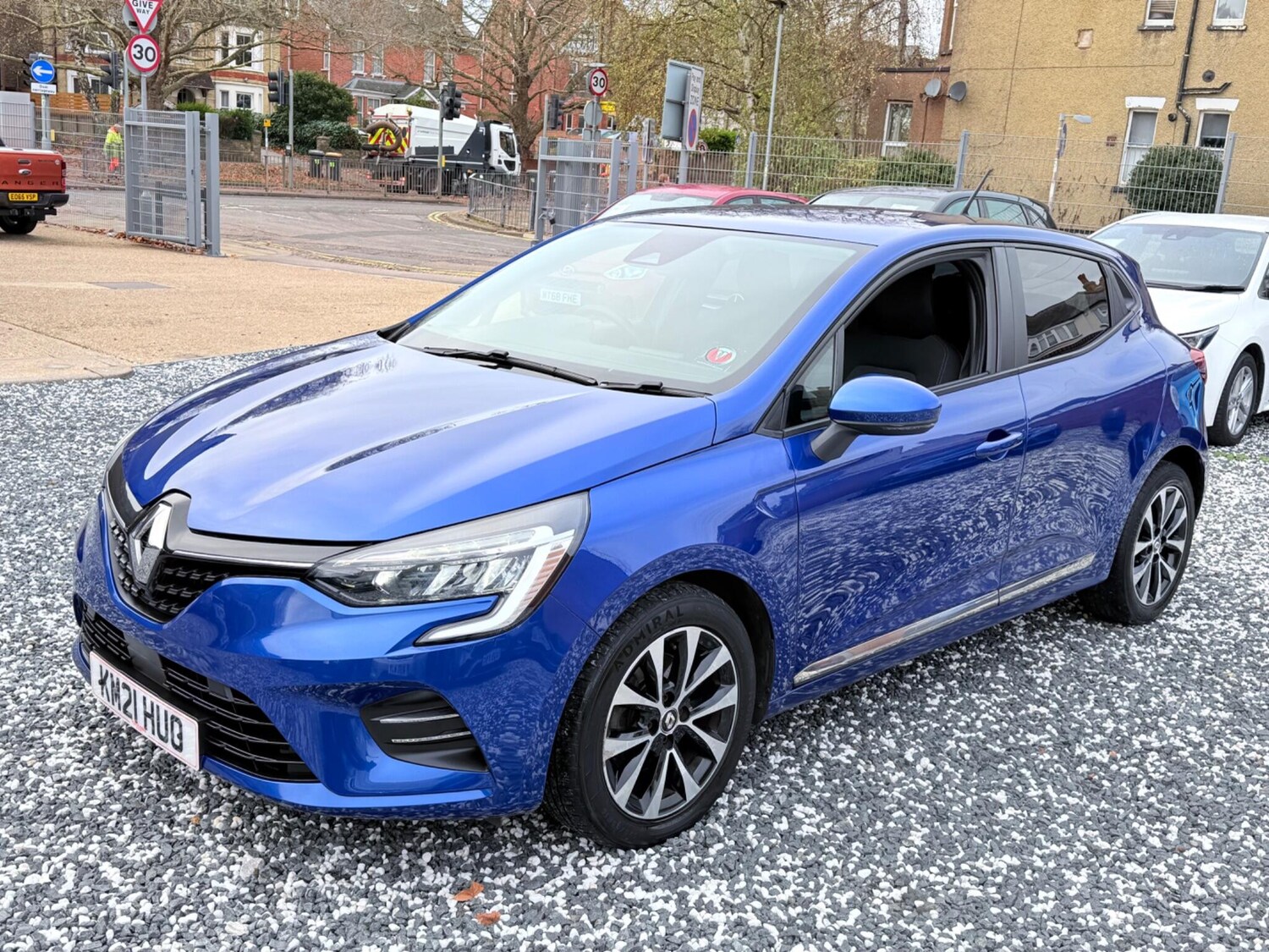 Used Renault Clio 2021 for sale - 76850118: Photo 11