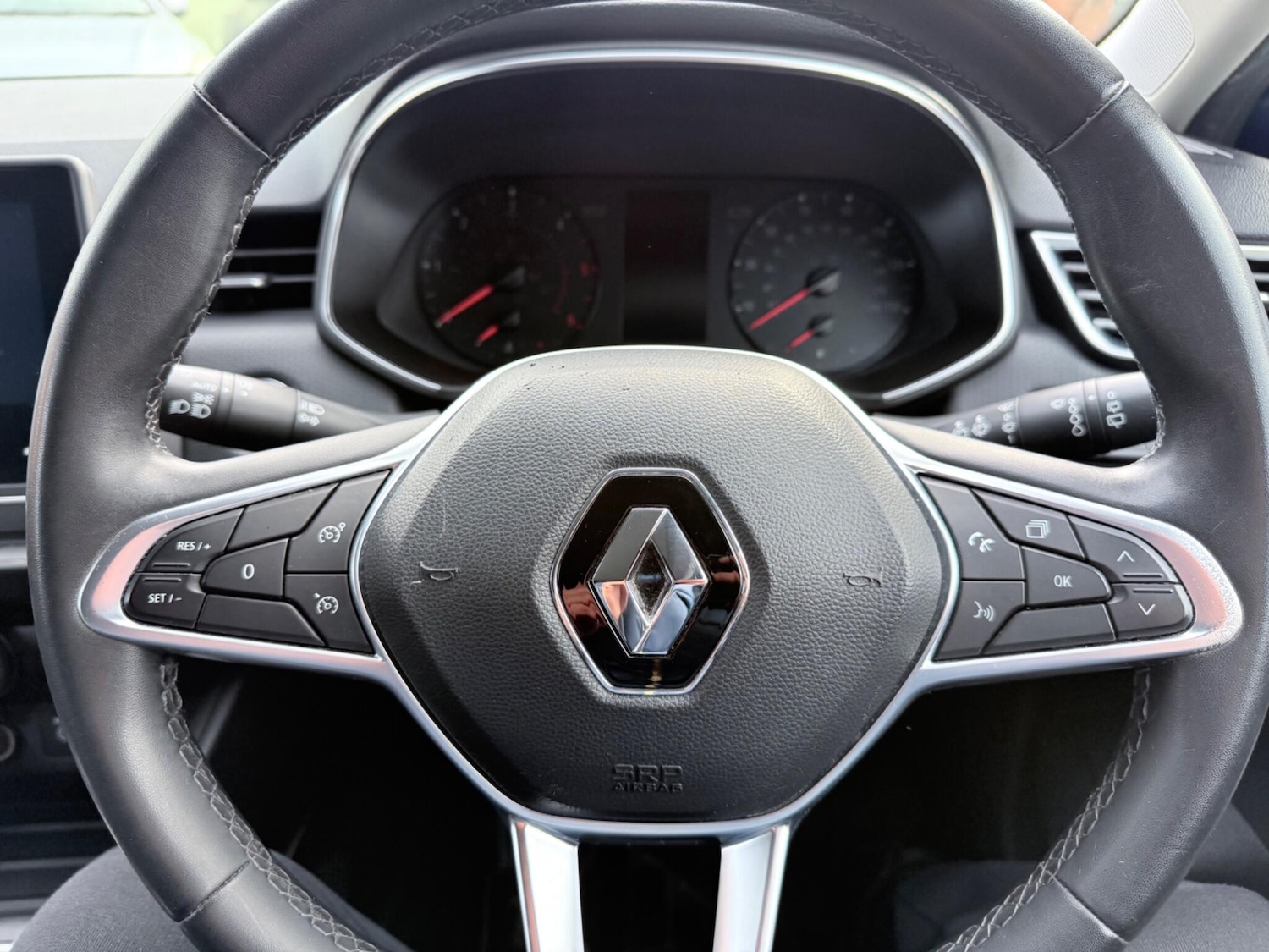 Used Renault Clio 2021 for sale - 76850118: Photo 45