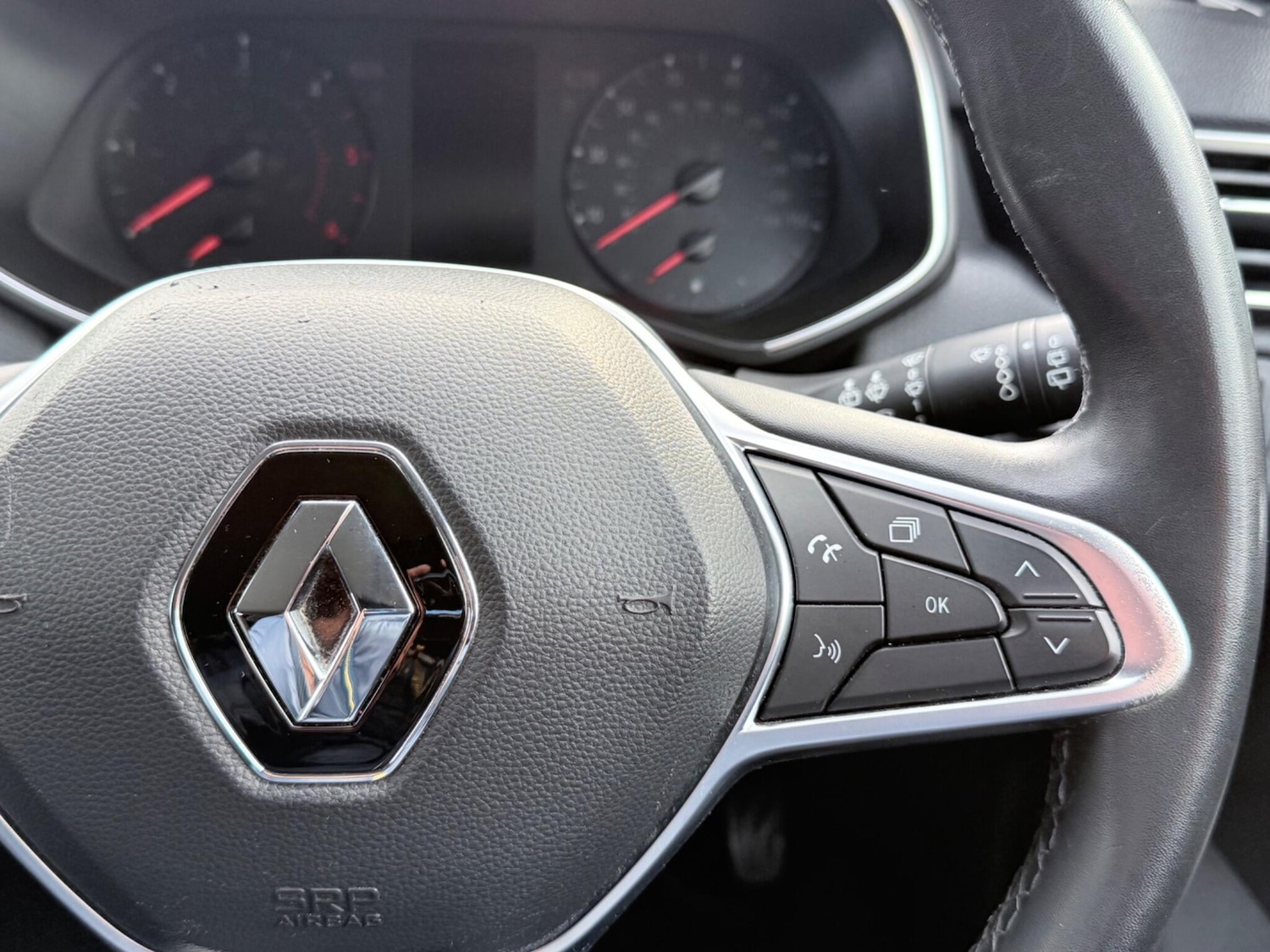 Used Renault Clio 2021 for sale - 76850118: Photo 46