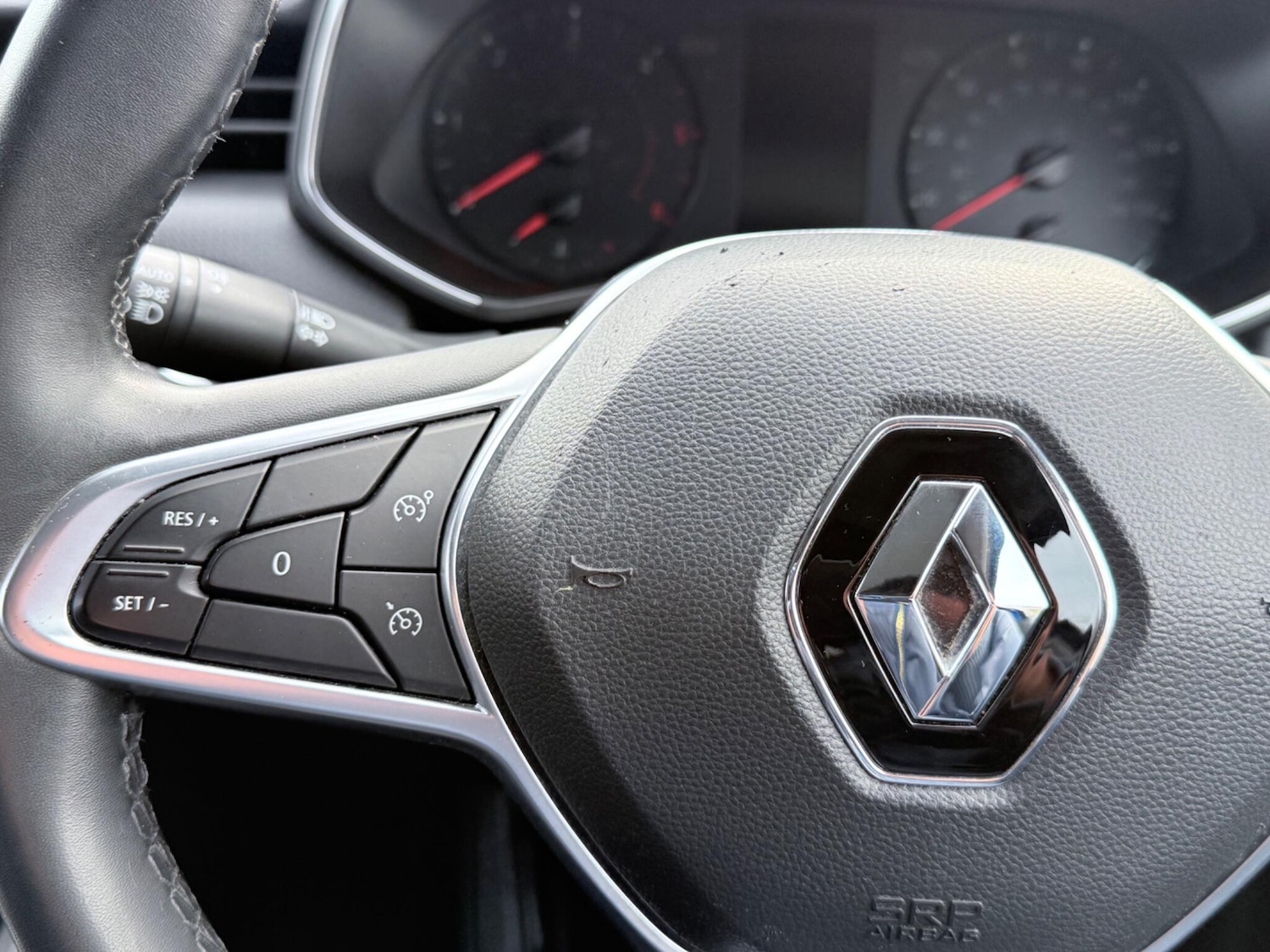 Used Renault Clio 2021 for sale - 76850118: Photo 47