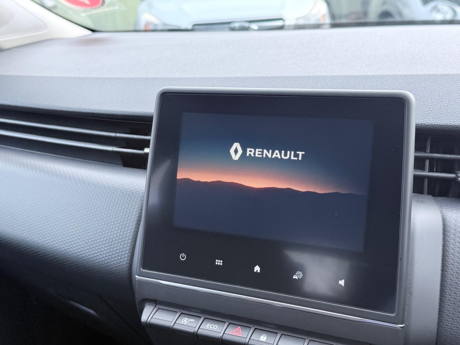 Used Renault Clio 2021 for sale - 76850118: Photo 49