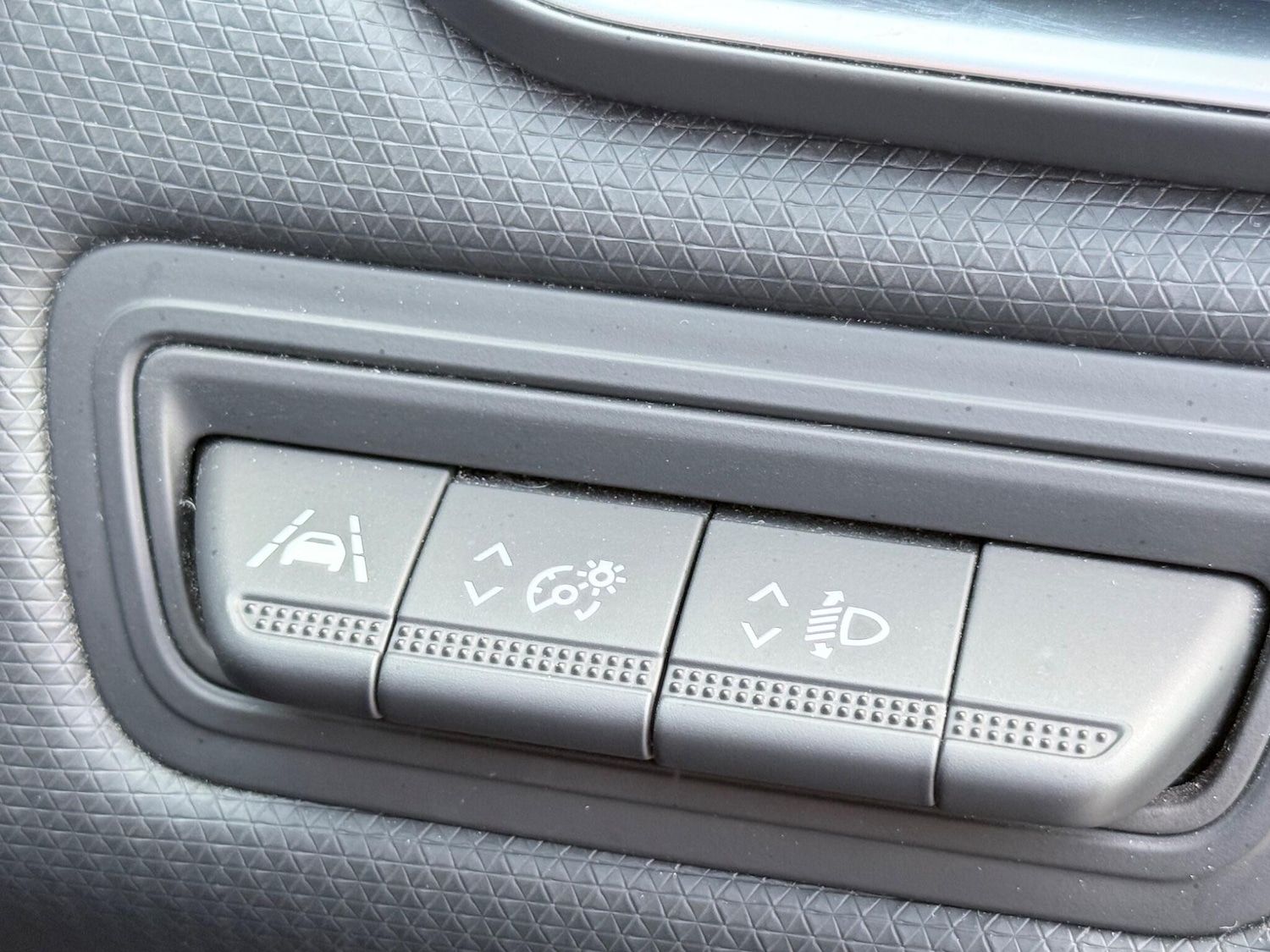 Used Renault Clio 2021 for sale - 76850118: Photo 64