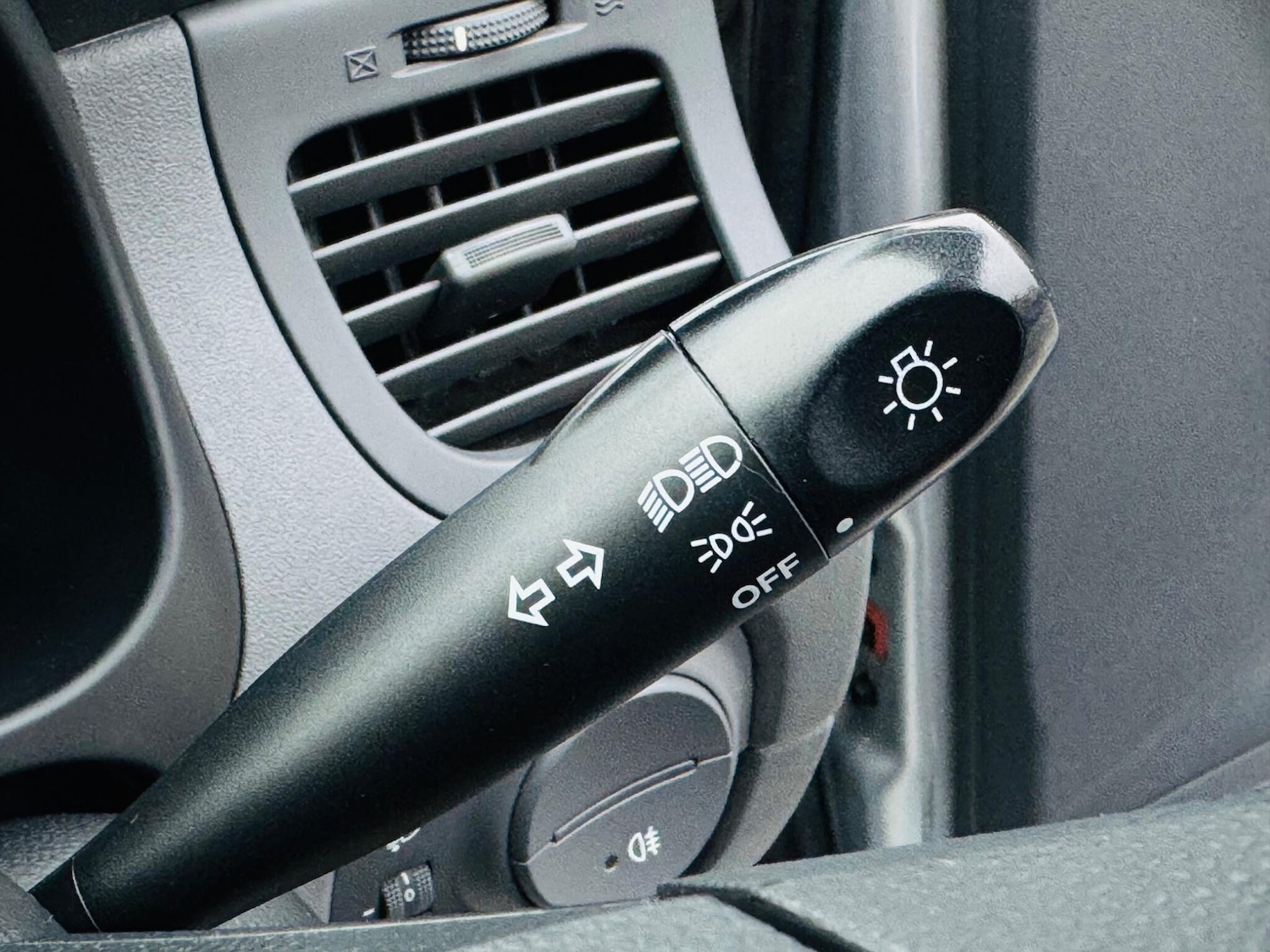 Used Kia Rio 2007 for sale - 77898256: Photo 31