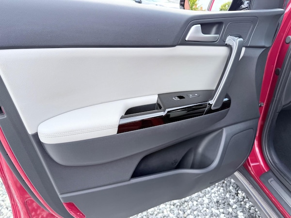 Used Kia Sportage 2016 for sale - 76167465: Photo 44
