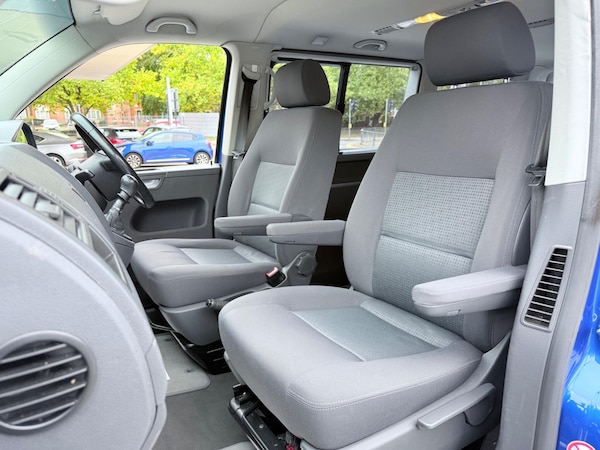 Used Volkswagen Caravelle 2005 for sale - 76259745: Photo 31