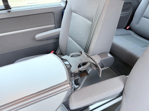 Used Volkswagen Caravelle 2005 for sale - 76259745: Photo 39