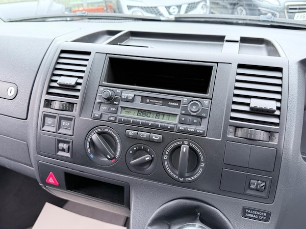Used Volkswagen Caravelle 2005 for sale - 76259745: Photo 56