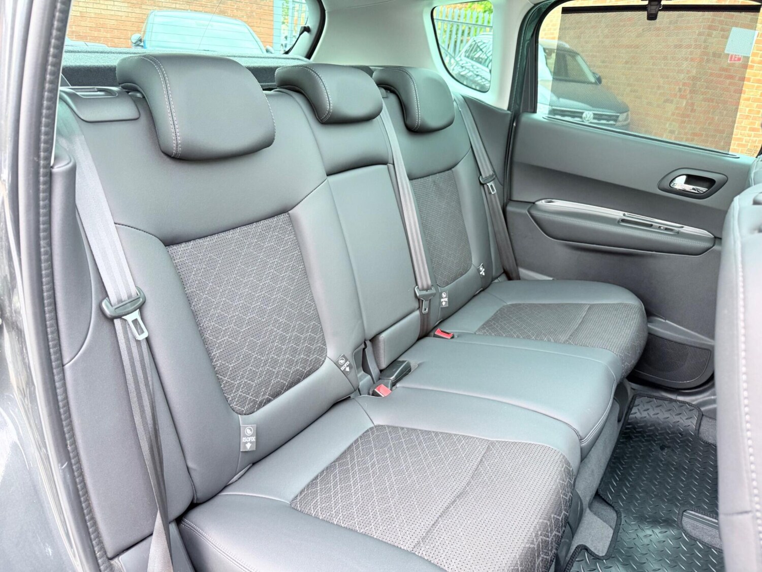 Used Peugeot 3008 2015 for sale - 76247039: Photo 44