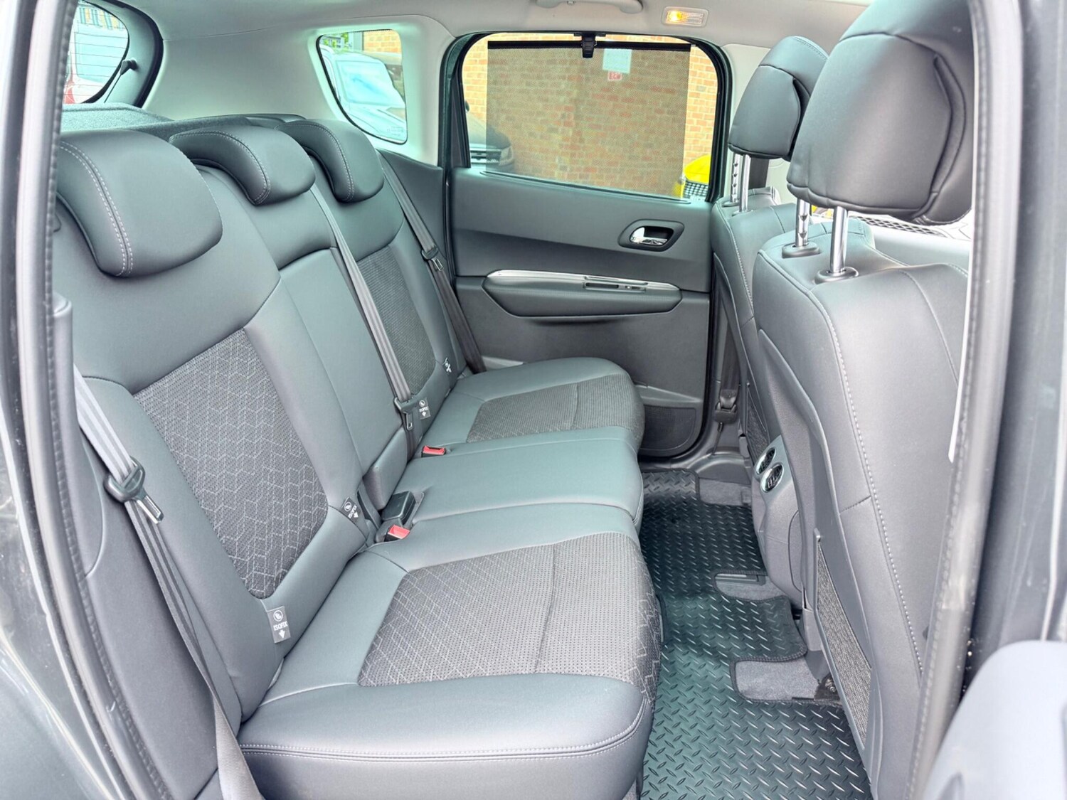 Used Peugeot 3008 2015 for sale - 76247039: Photo 47