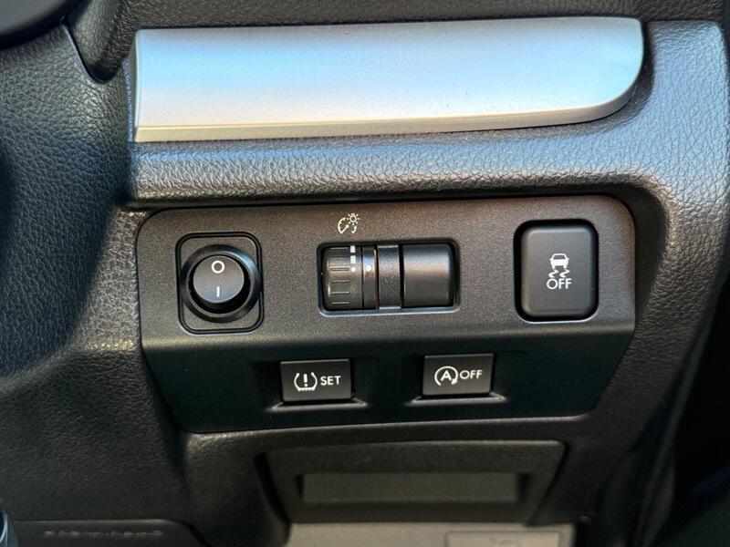 Used Subaru XV 2015 for sale - 76201372: Photo 64