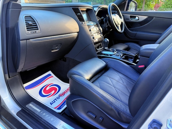 Used Infiniti FX 2012 for sale - 74789045: Photo 46