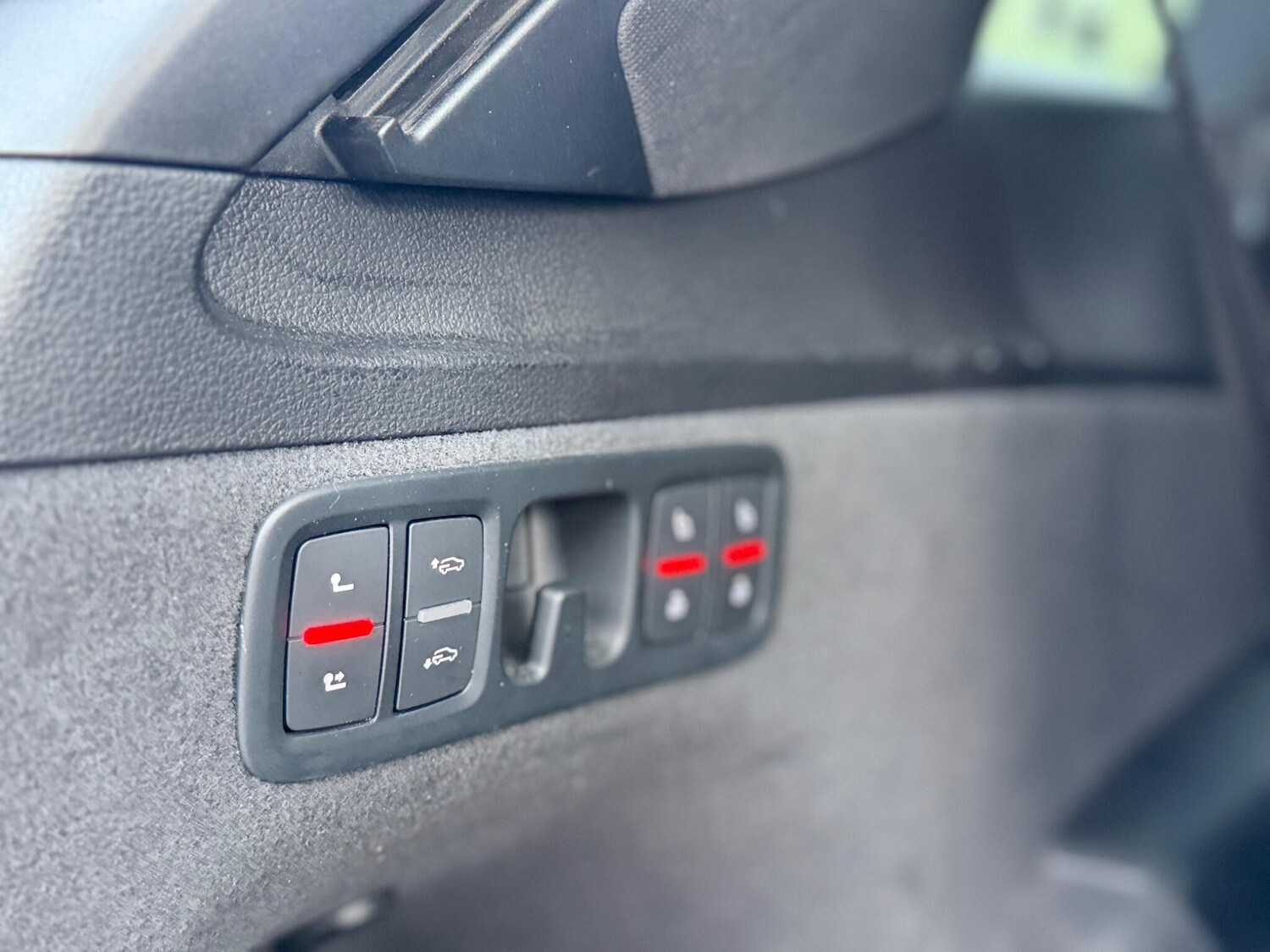 Used Subaru Legacy 2010 for sale - 77468237: Photo 36