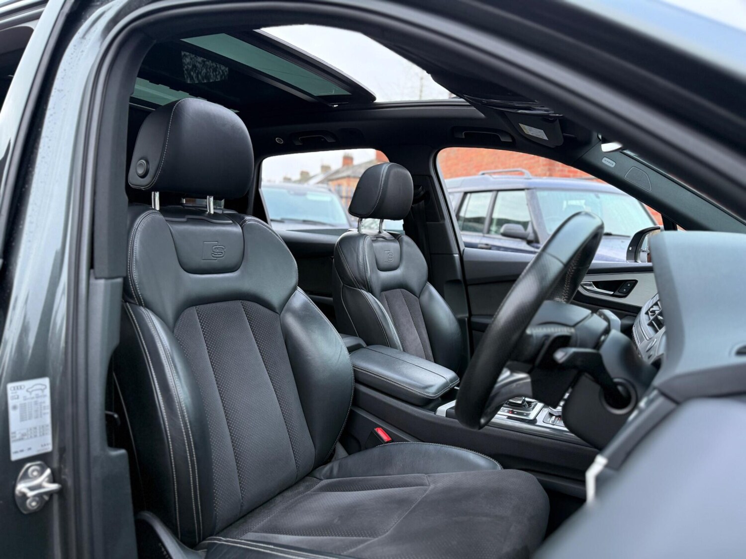 Used Subaru Legacy 2010 for sale - 77468237: Photo 41