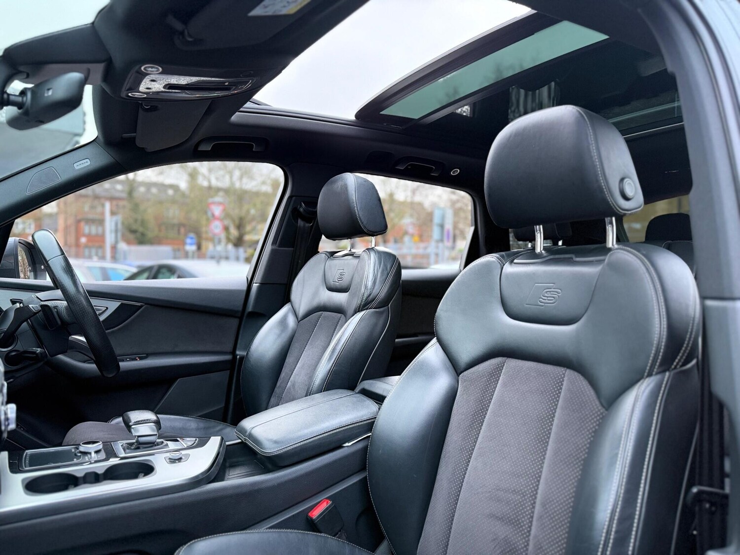 Used Subaru Legacy 2010 for sale - 77468237: Photo 47