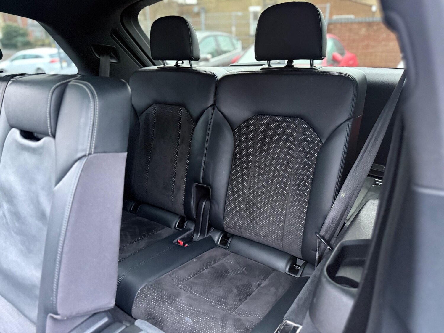 Used Subaru Legacy 2010 for sale - 77468237: Photo 59