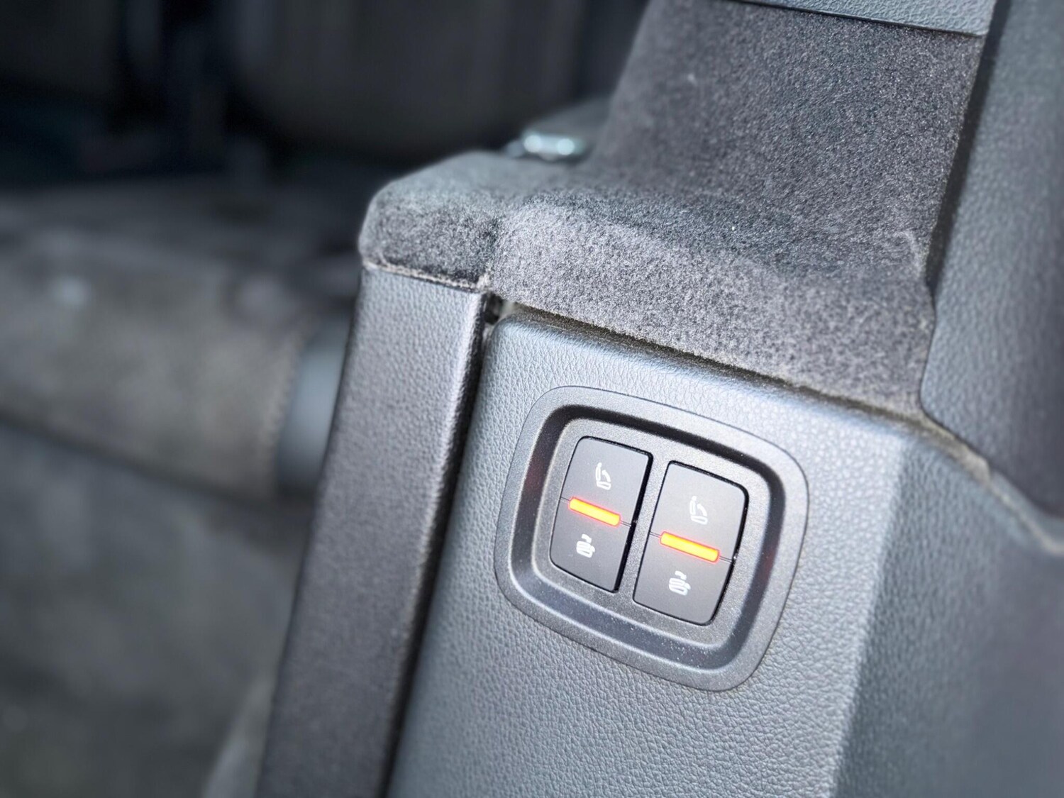 Used Subaru Legacy 2010 for sale - 77468237: Photo 60