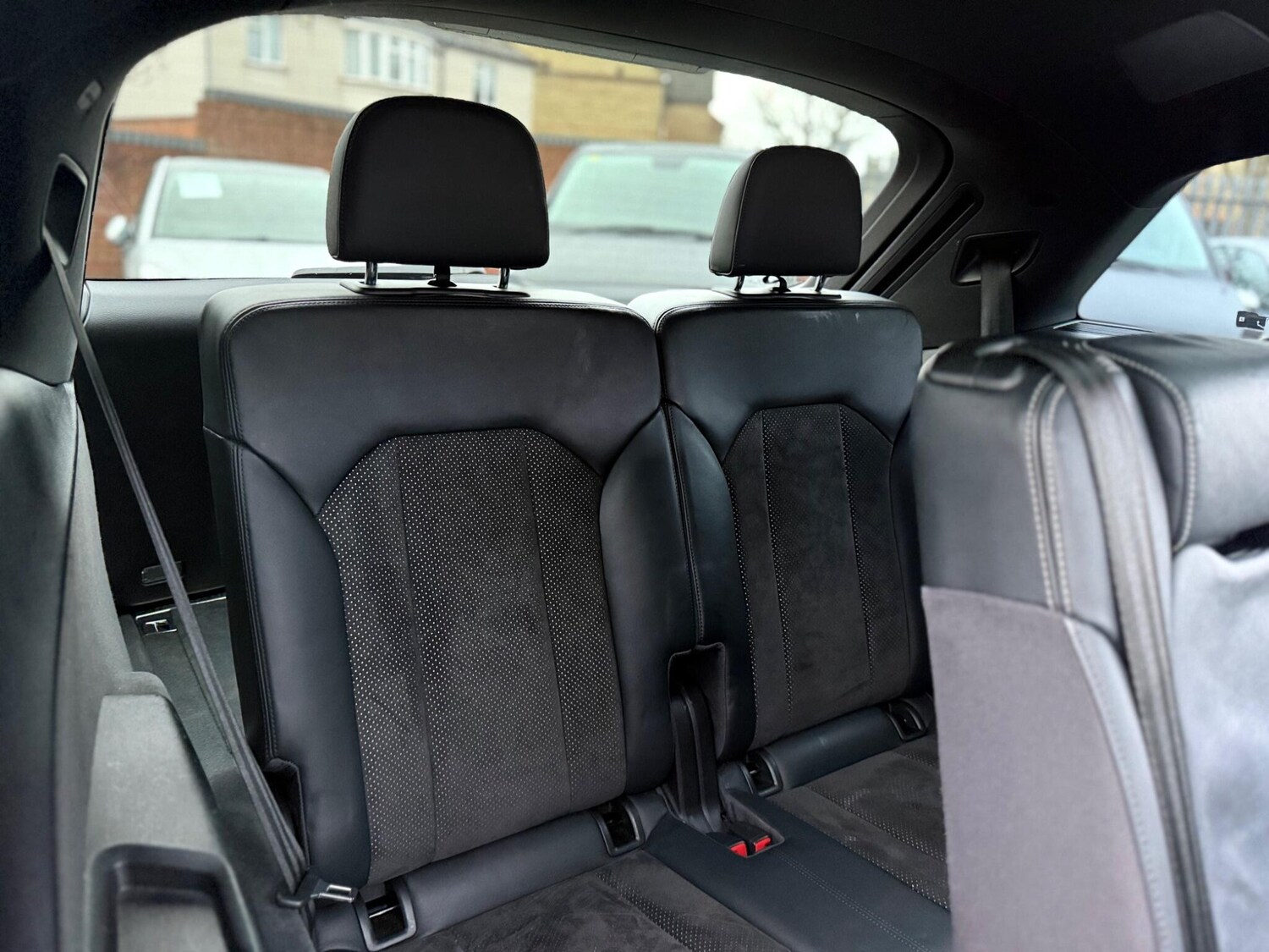 Used Subaru Legacy 2010 for sale - 77468237: Photo 64