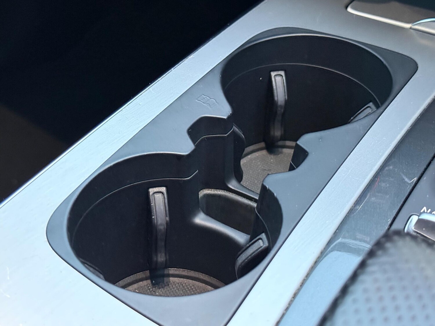 Used Subaru Legacy 2010 for sale - 77468237: Photo 91