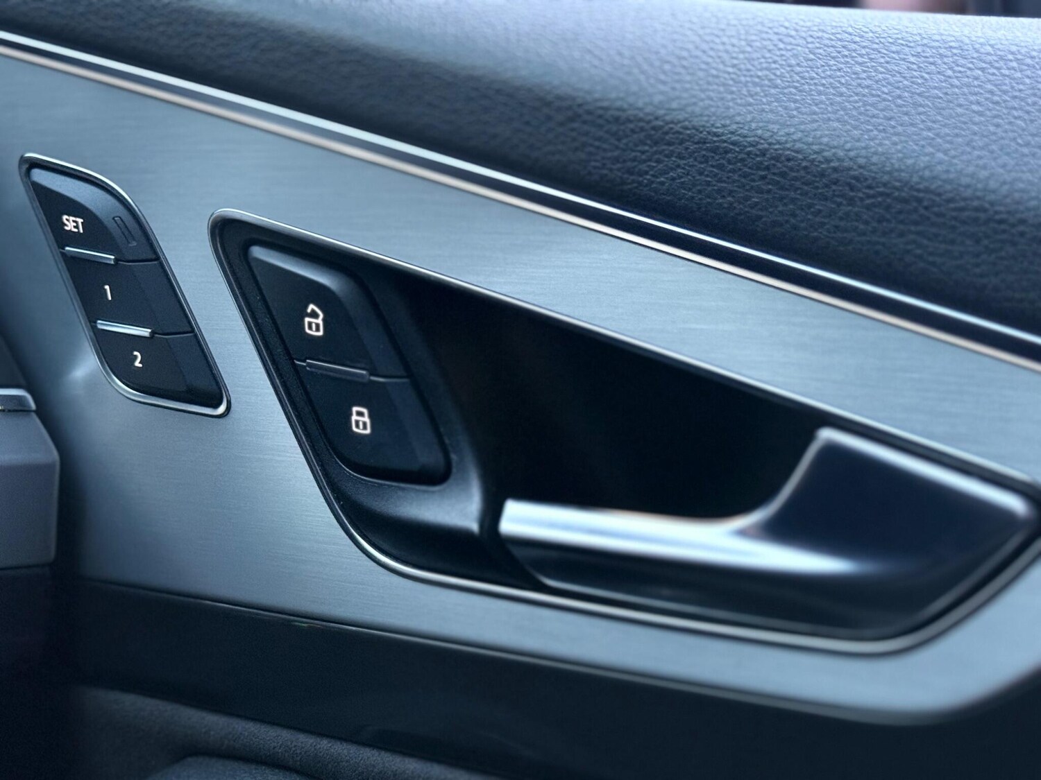 Used Subaru Legacy 2010 for sale - 77468237: Photo 92