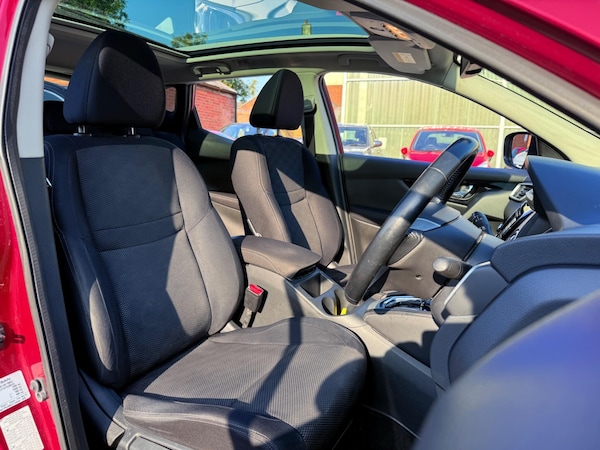 Used Nissan Qashqai 2015 for sale - 75600630: Photo 30
