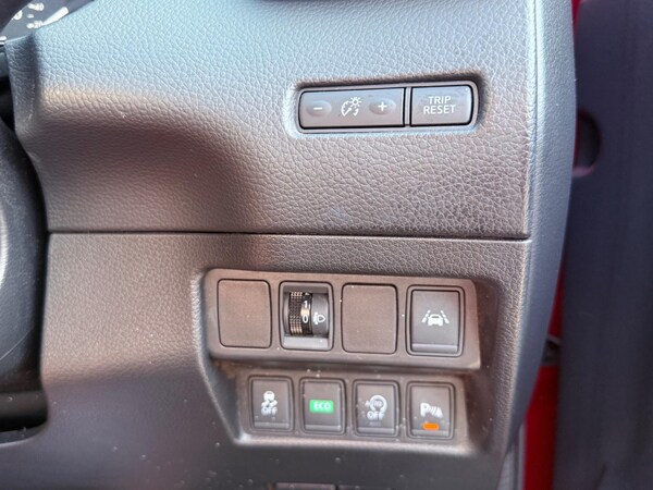 Used Nissan Qashqai 2015 for sale - 75600630: Photo 63