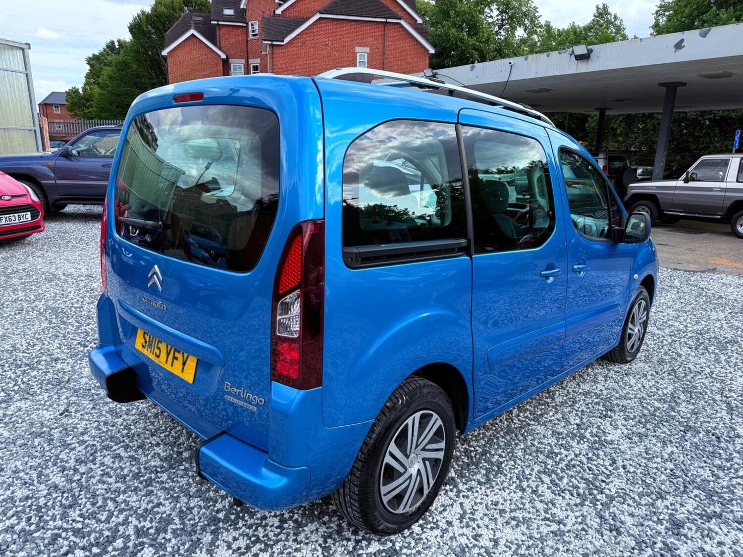 Vehicle 6
