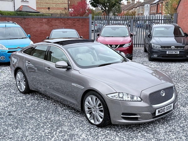 Used Jaguar XJ 2010 for sale - 76200624: Photo 18