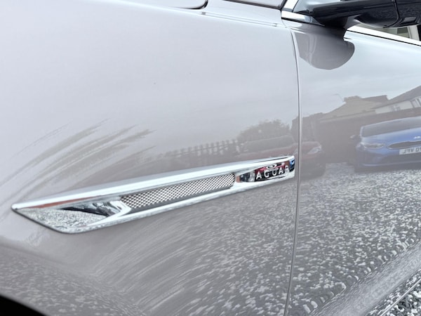 Used Jaguar XJ 2010 for sale - 76200624: Photo 20