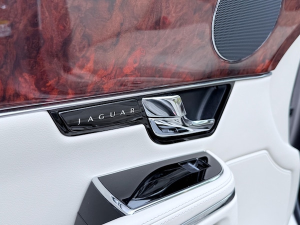 Used Jaguar XJ 2010 for sale - 76200624: Photo 48
