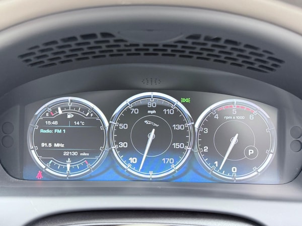 Used Jaguar XJ 2010 for sale - 76200624: Photo 64