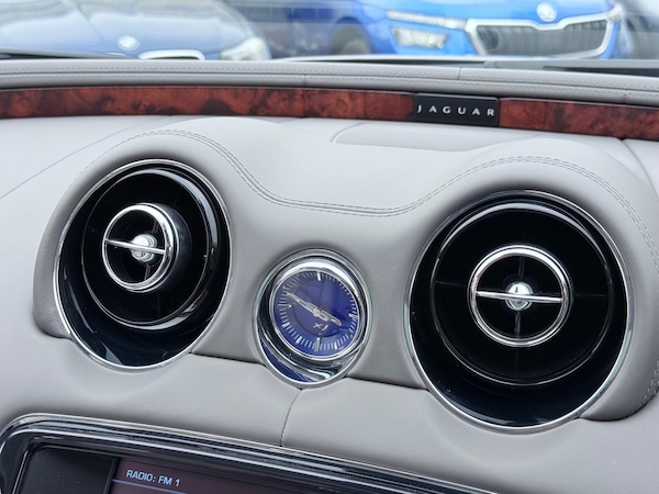 Used Jaguar XJ 2010 for sale - 76200624: Photo 73