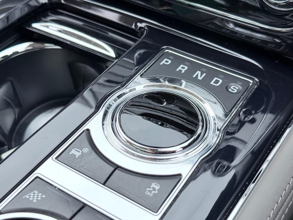 Used Jaguar XJ 2010 for sale - 76200624: Photo 87