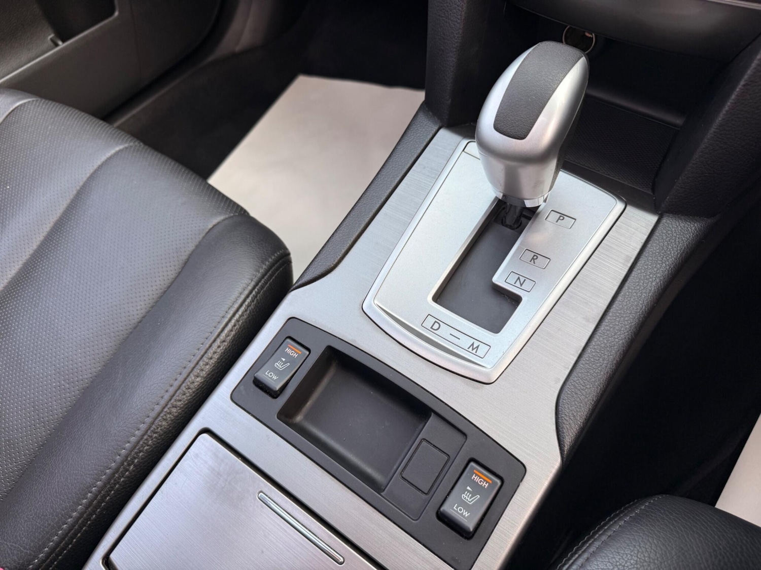 Used Subaru Legacy 2010 for sale - 77040702: Photo 51