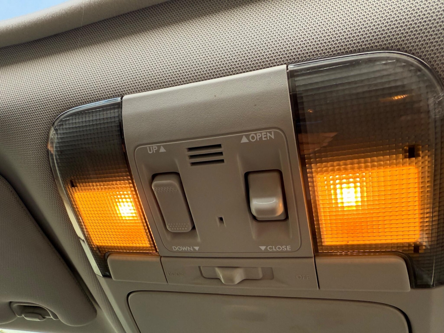 Used Subaru Legacy 2010 for sale - 77040702: Photo 58