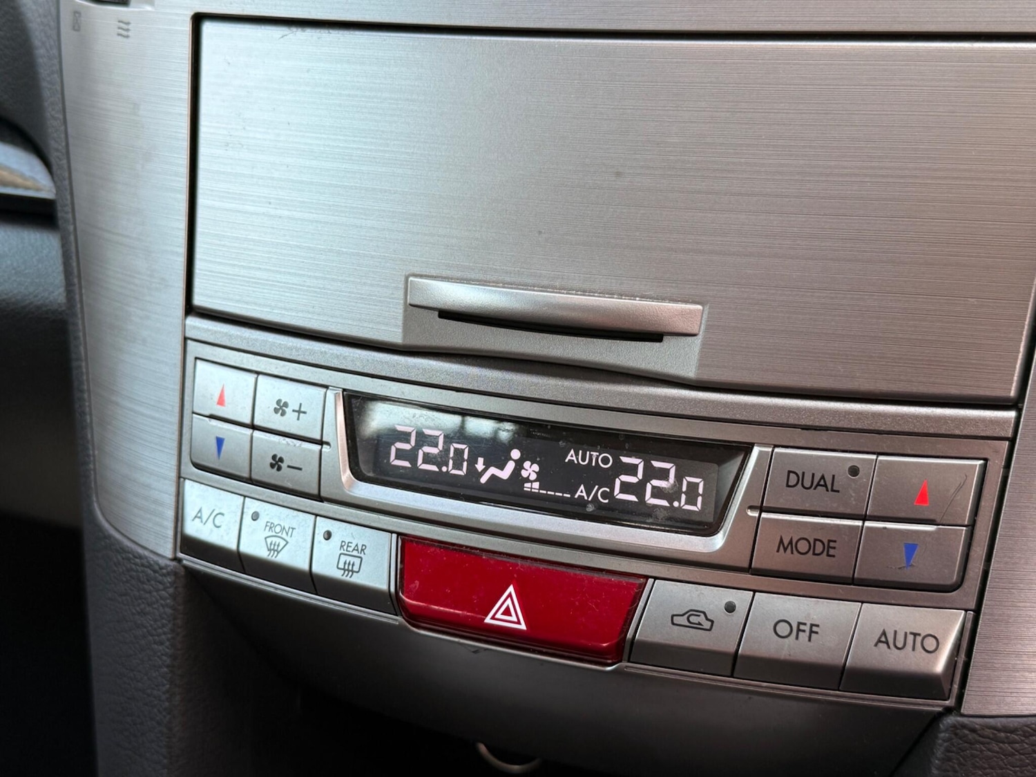 Used Subaru Legacy 2010 for sale - 77040702: Photo 61