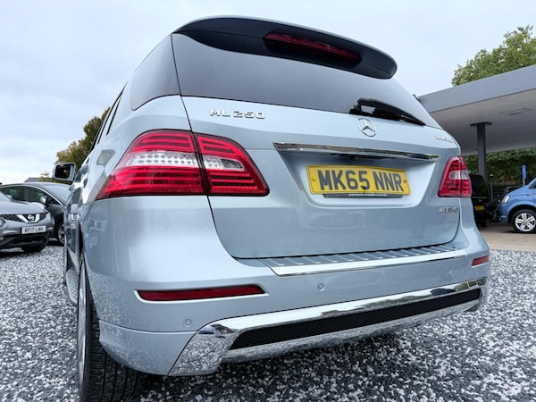 Used Mercedes-Benz M Class 2015 for sale - 76260559: Photo 28