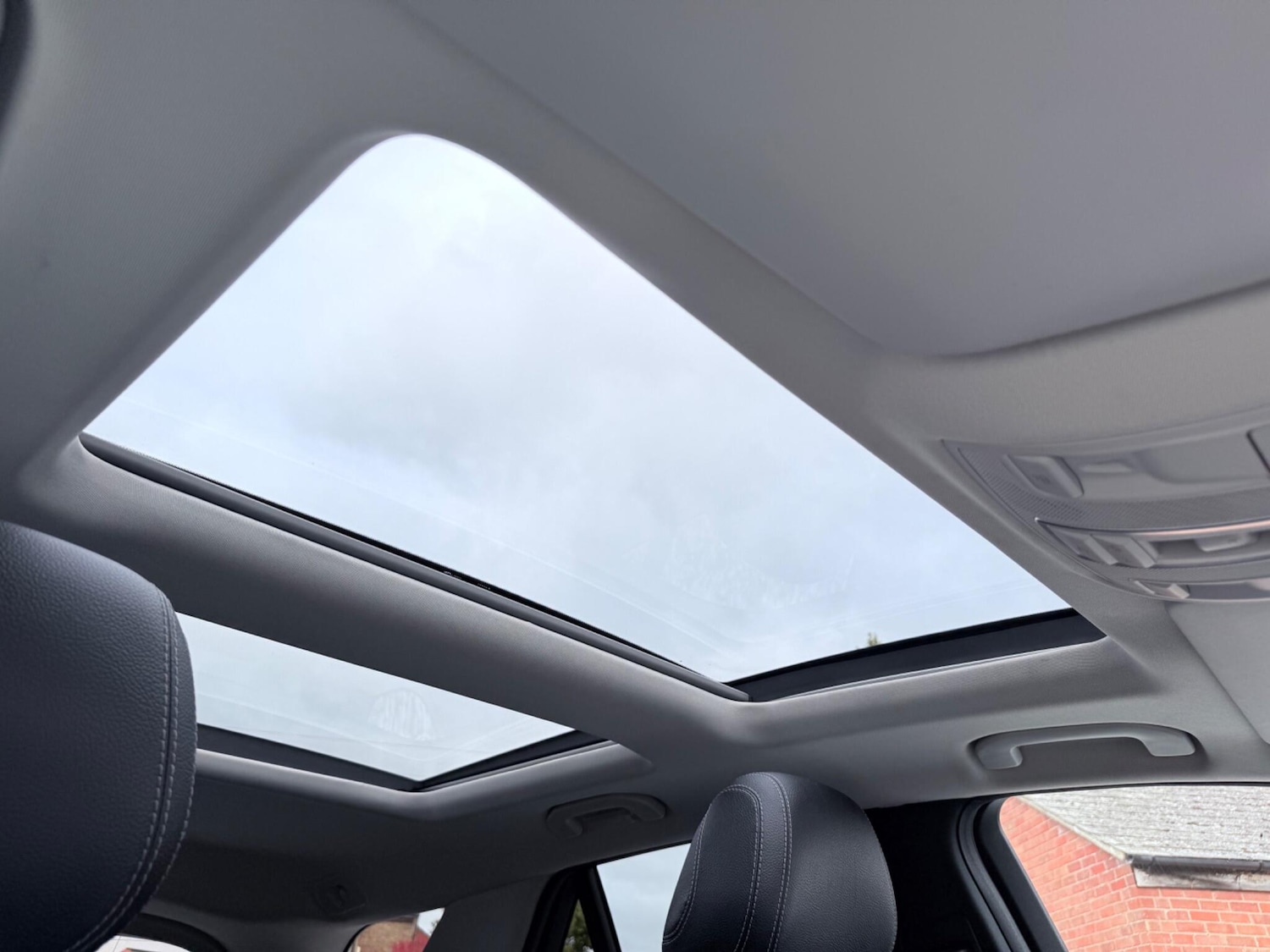 Used Mercedes-Benz M Class 2015 for sale - 76260559: Photo 45